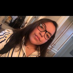 Meet your Posher, Harmony